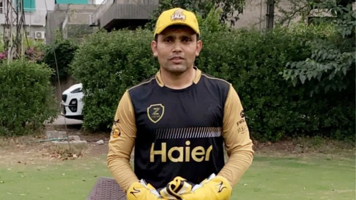 Kamran Akmal Gets Trolled For Misspelling Independence Day...- India TV Hindi