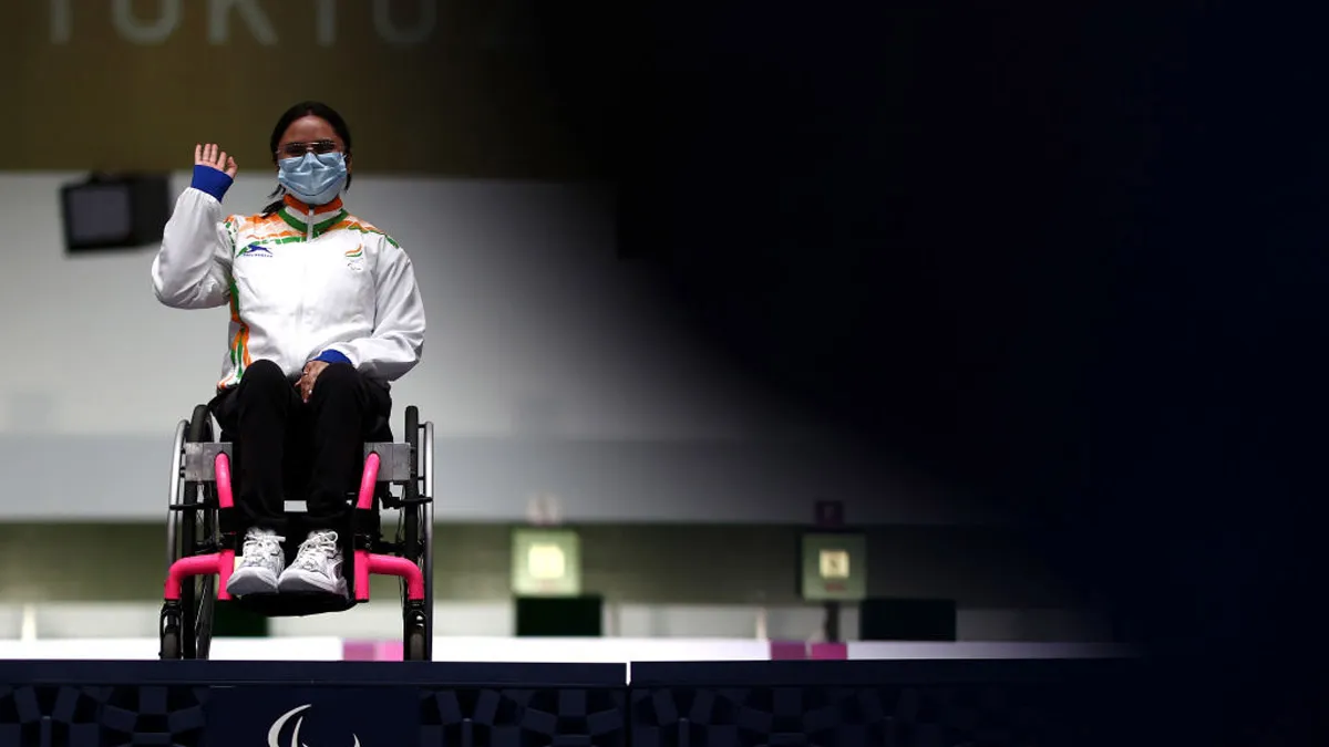Gold medalist shooter Avani Lekhara to be India's flag bearer at Paralympic closing ceremony- India TV Hindi