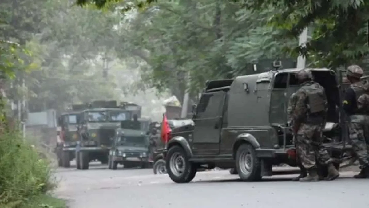 जम्मू-कश्मीर के शोपियां जिले में मुठभेड़ में एक आतंकवादी ढेर, ऑपरेशन जारी- India TV Hindi