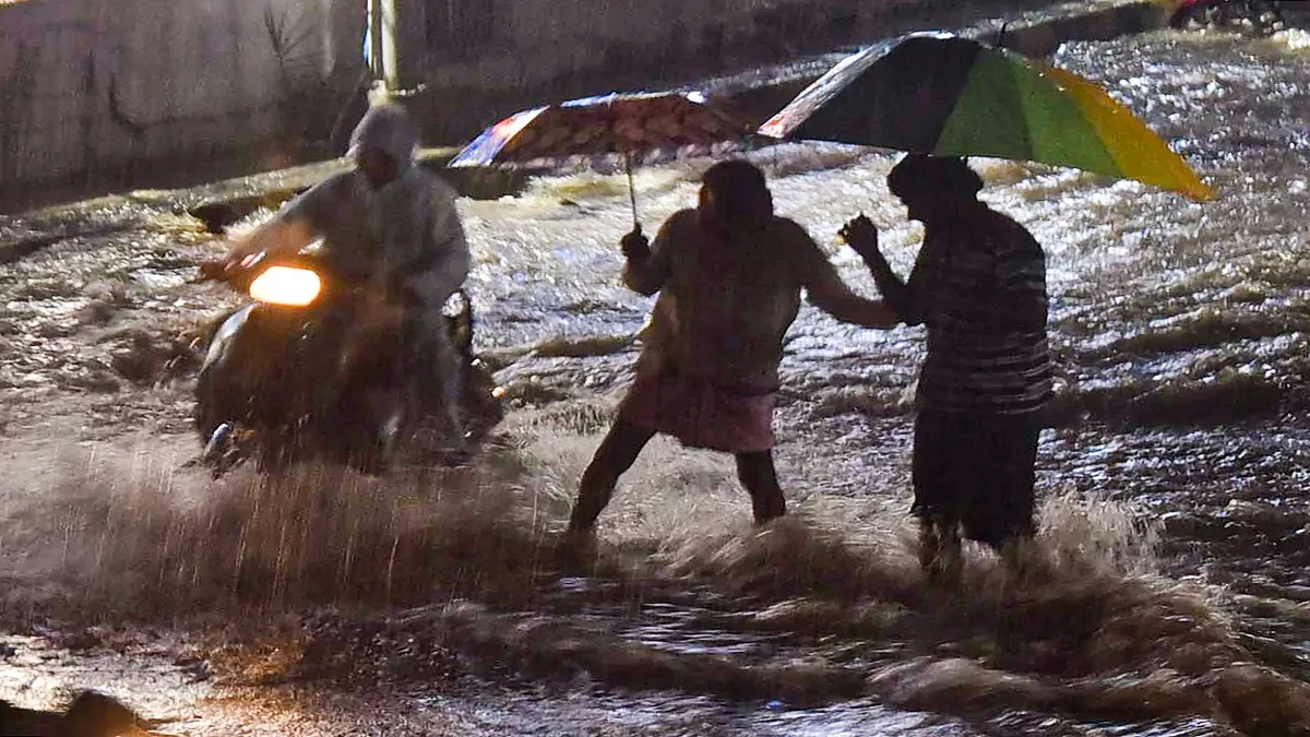 41% more rainfall in India from Oct 1-21, Uttarakhand records five times higher rain: IMD- India TV Hindi
