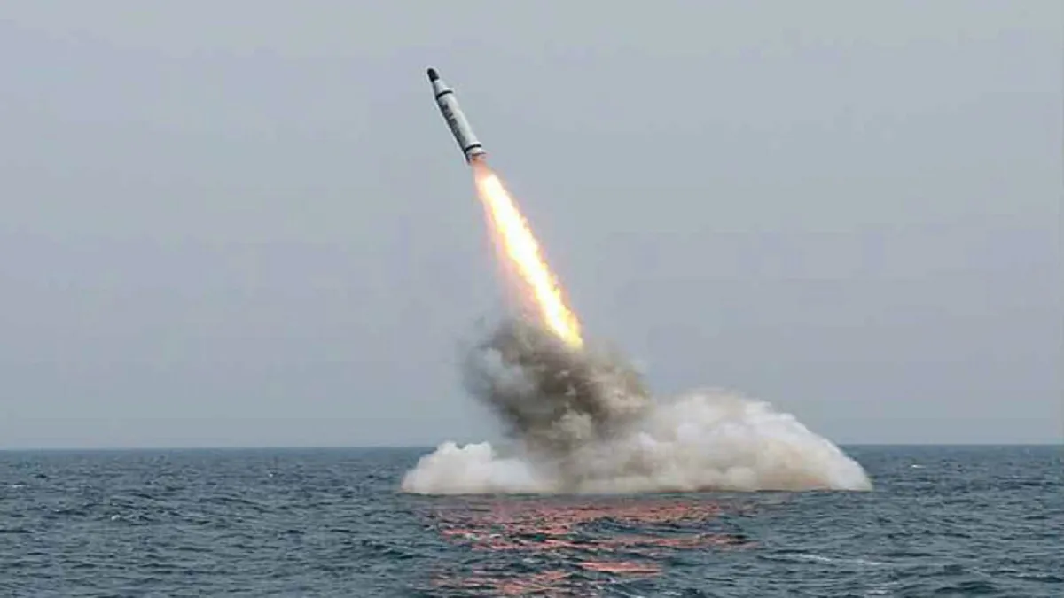 अमेरिका ने बातचीत बहाल करने की पेशकश की,  उत्तर कोरिया ने बैलिस्टिक मिसाइल का परीक्षण किया - India TV Hindi
