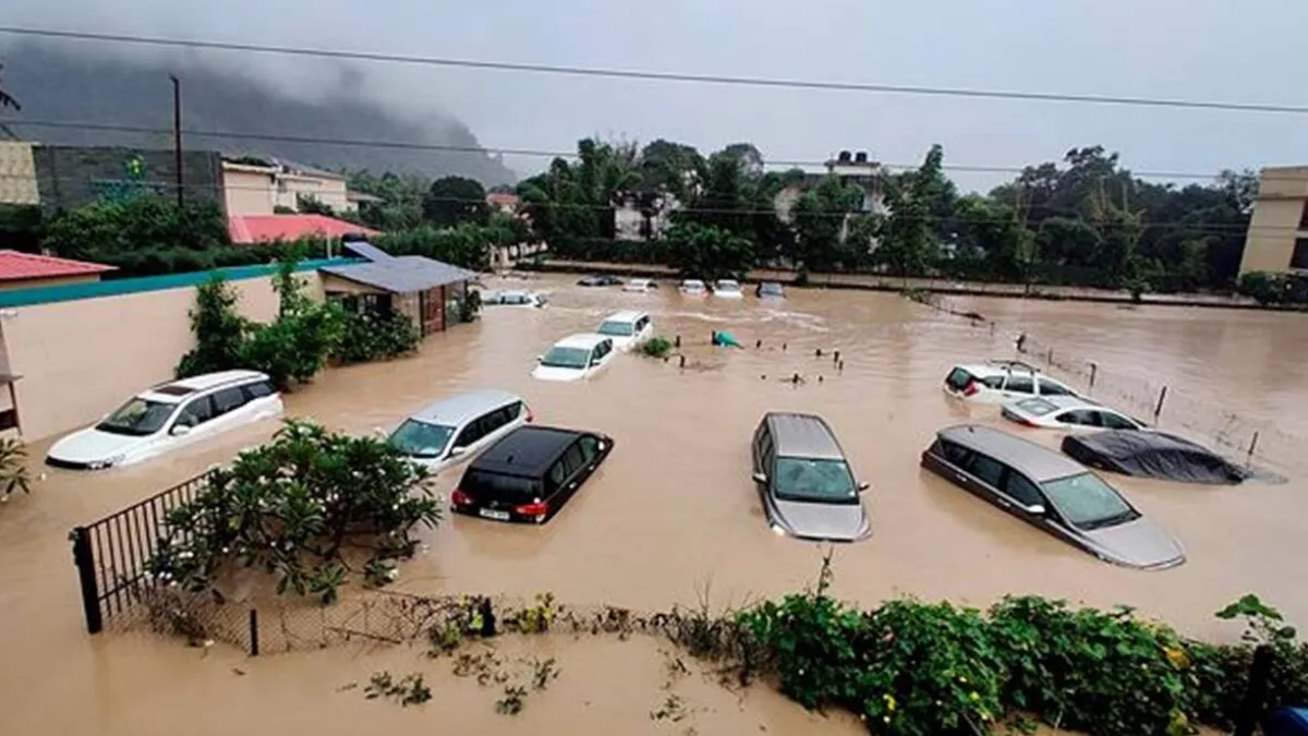 उत्तराखंड में बारिश से मरने वालों की संख्या 52 हुई, कई और राज्यों में भी भारी वर्षा- India TV Hindi