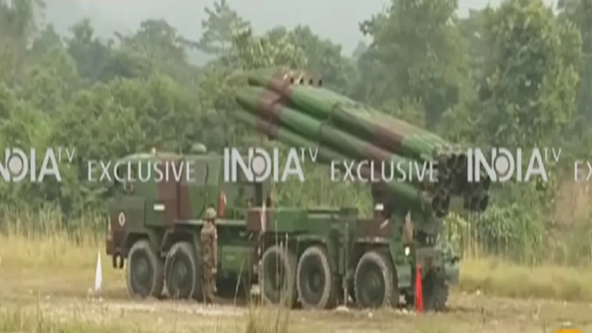 भारतीय सेना ने LAC पर पिनाक और समर्च रॉकेट लॉन्चर तैनात किए- India TV Hindi