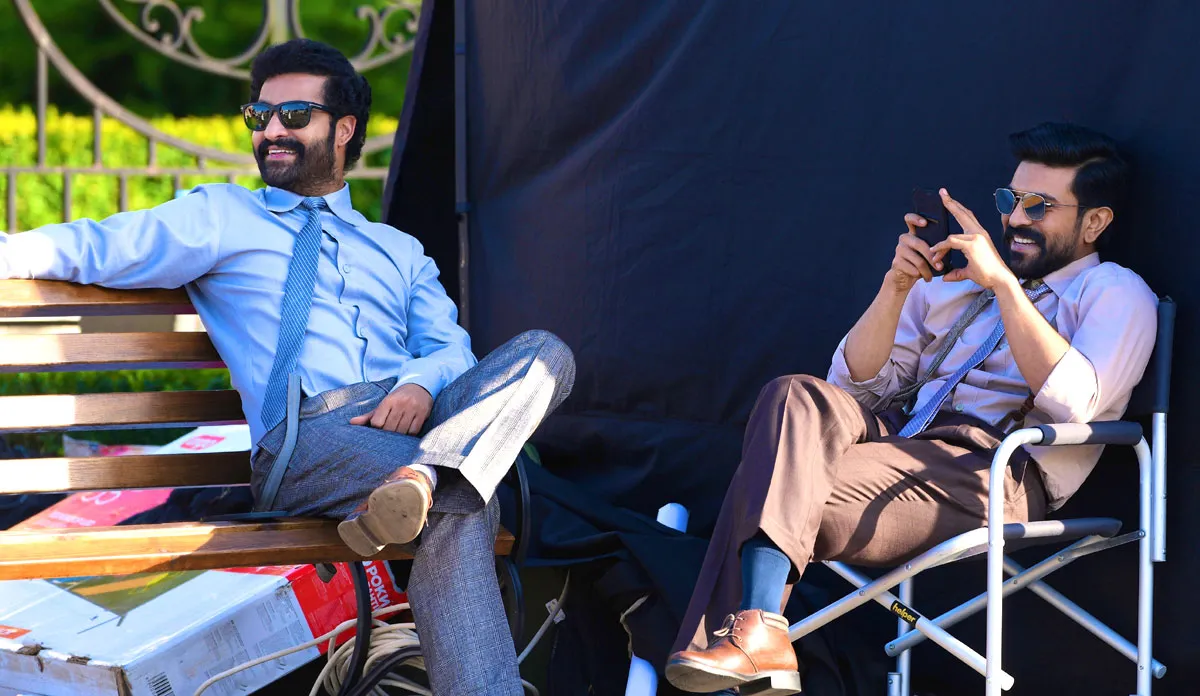Ram Charan and Jr NTR picture from sets of RRR goes viral latest news in hindi - India TV Hindi