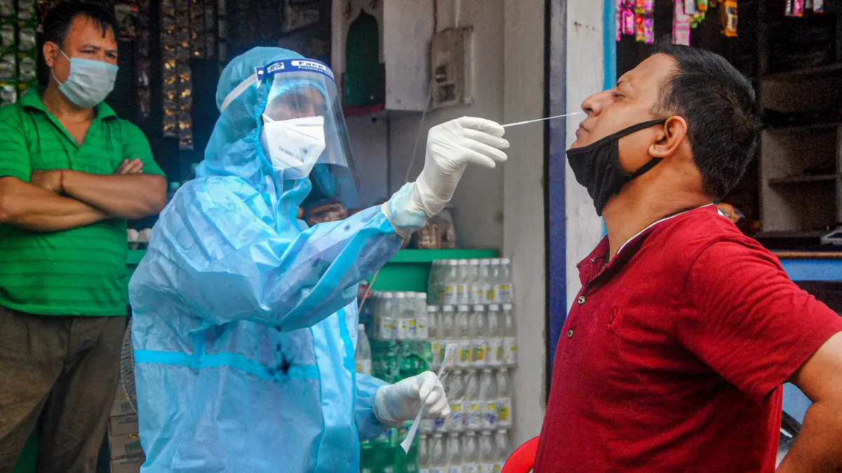 कोरोना वायरस का AY.4.2 वेरिएंट कितना खतरनाक? INSACOG ने दी जानकारी- India TV Hindi