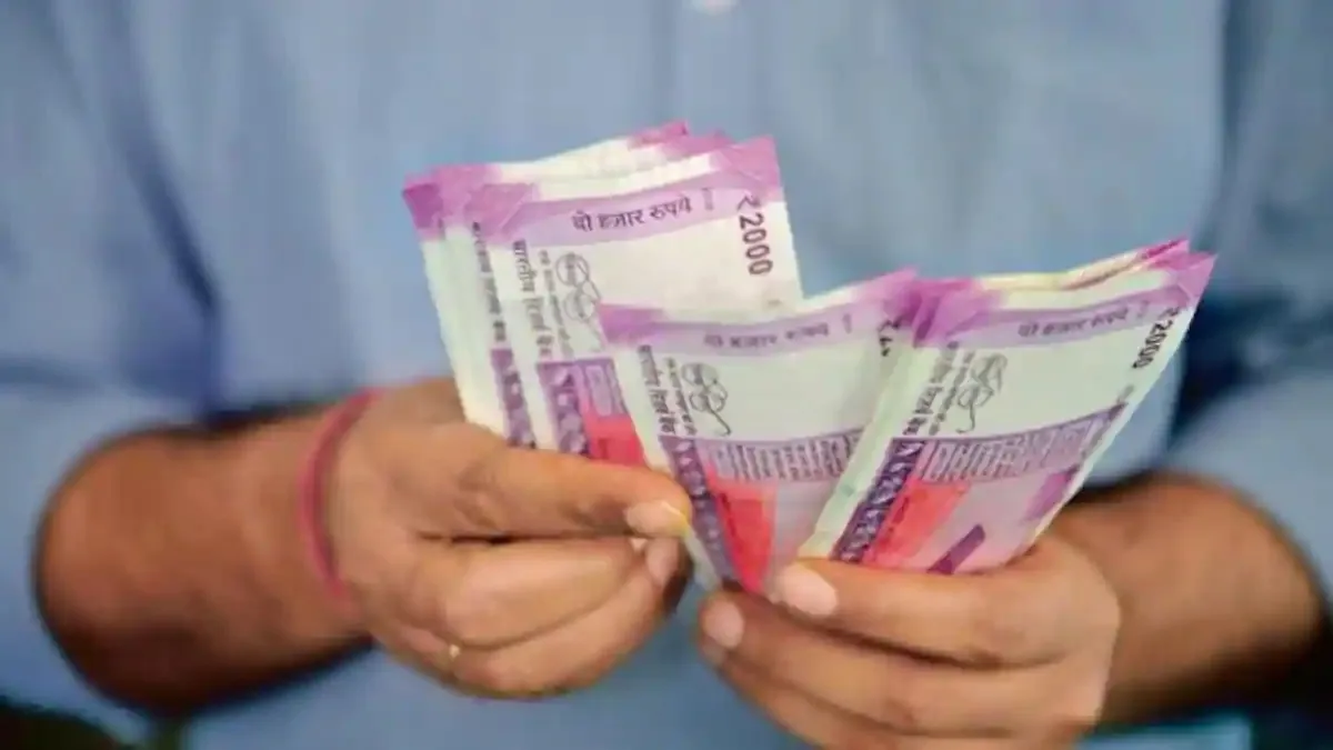 Over Rs 1.15 lakh cr IT refunds issued till Nov 8- India TV Paisa
