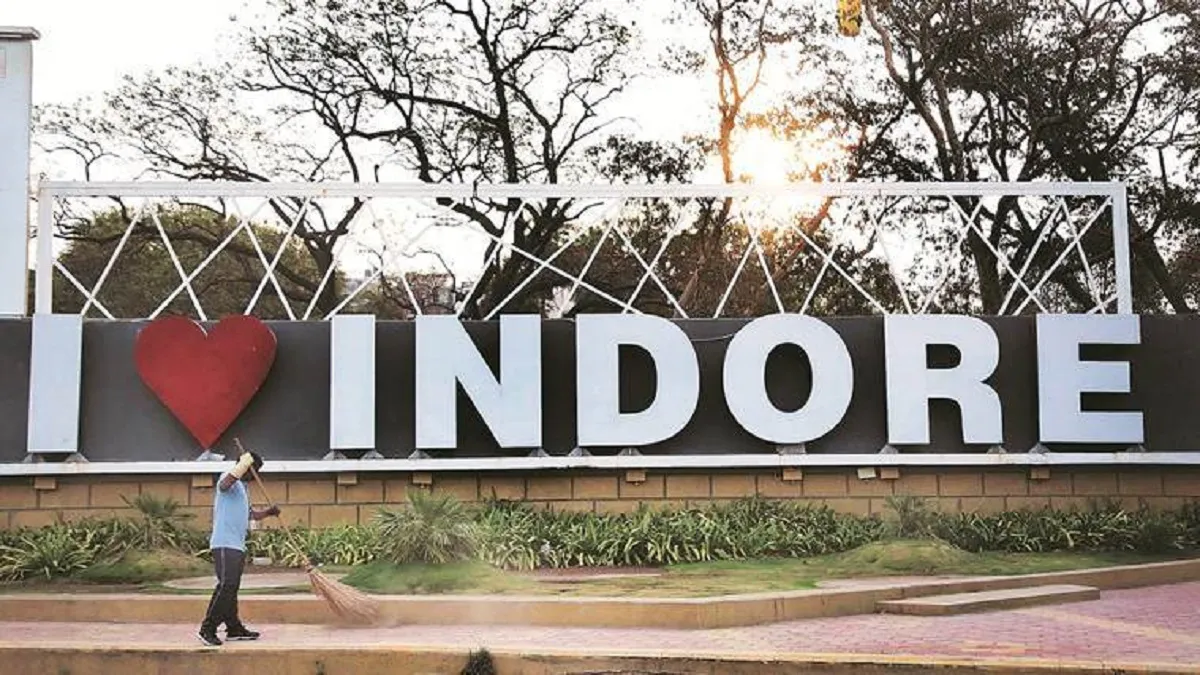 Indore cleanest city for the fifth time in a row इंदौर लगातार पांचवी बार सबसे स्वच्छ शहर घोषित, दूसर- India TV Hindi