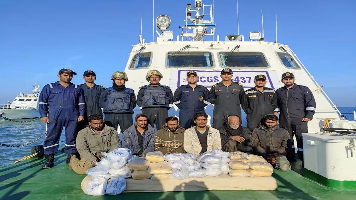 बड़ी साजिश का पर्दाफाश: 6 पाकिस्तानी गिरफ्तार, समुद्र के रास्ते 400 करोड़ की ड्रग्स लेकर आए थे भारत- India TV Hindi