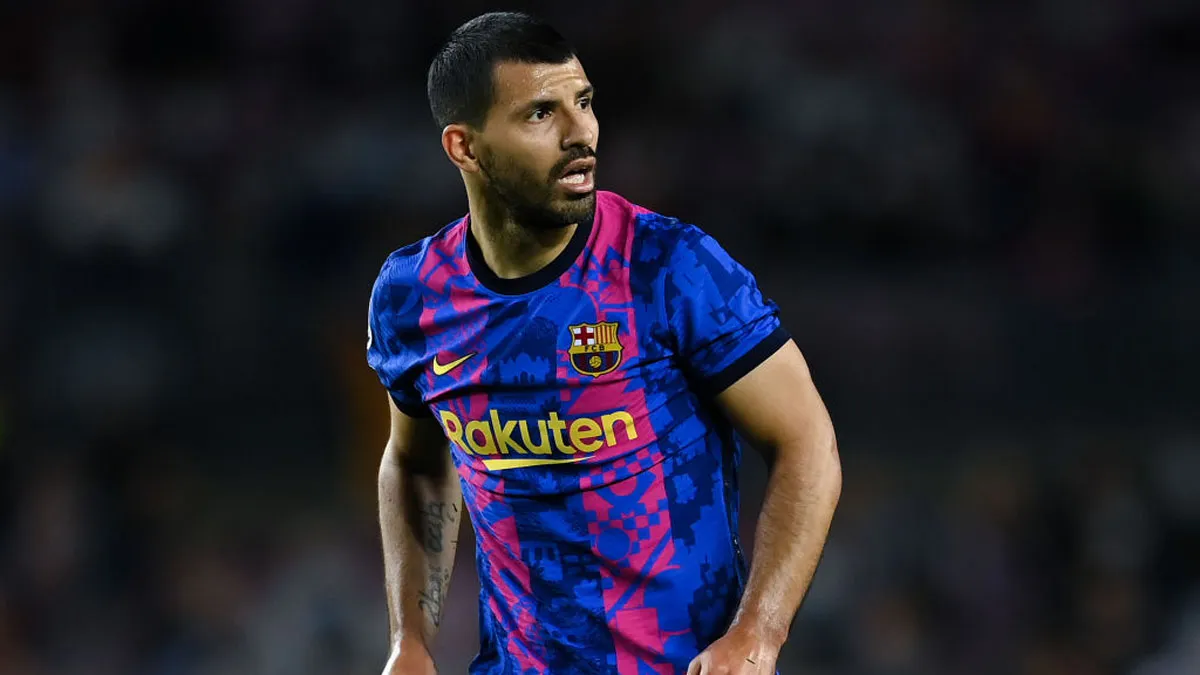 Sergio Aguero announces tearful retirement from football due to heart condition- India TV Hindi