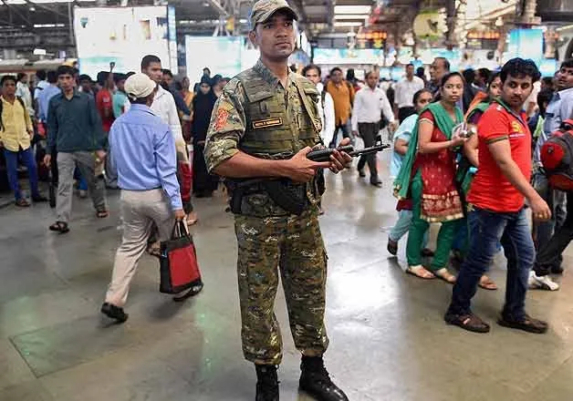 Fear of terrorist attack in Mumbai- India TV Hindi