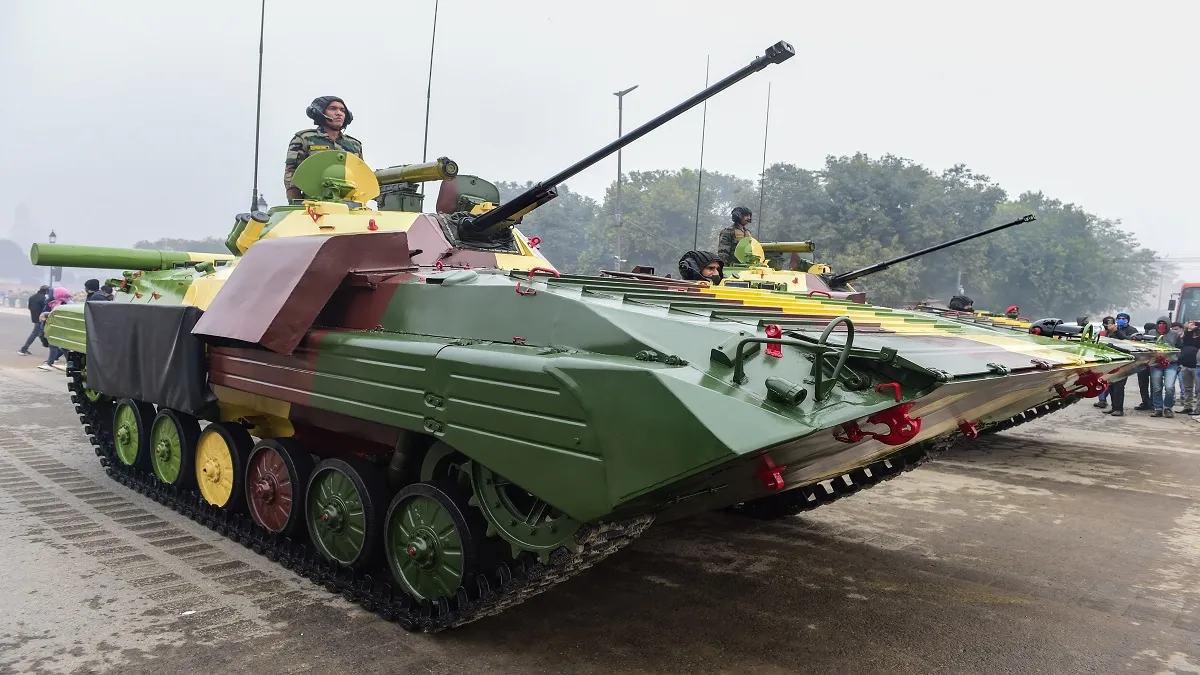 Indian Army’s tanks during rehearsals for the upcoming Republic Day Parade, on a cold winter morning- India TV Hindi