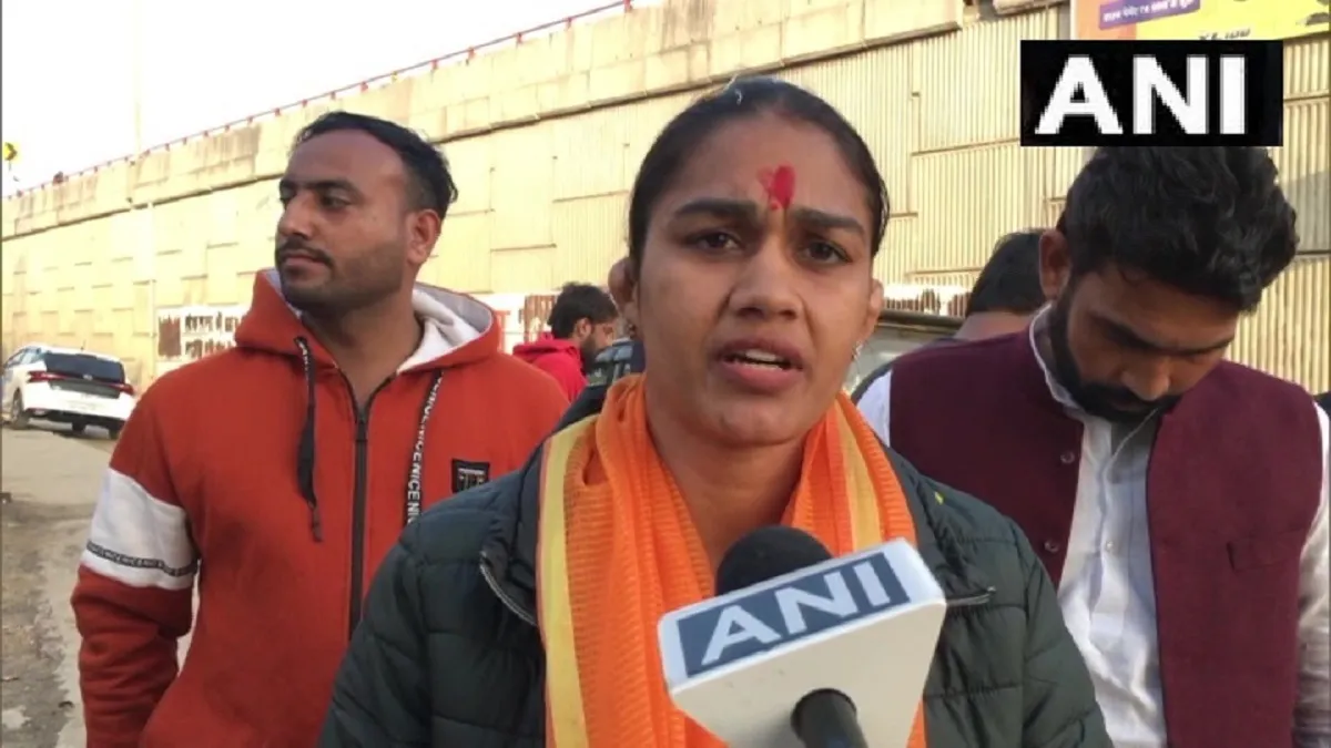 Attacked On BJP leader and wrestler Babita Phogat- India TV Hindi