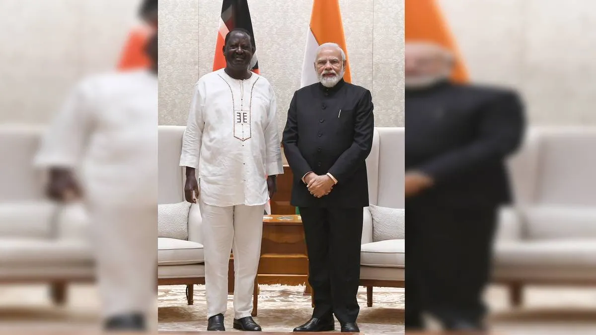 Prime Minister Narendra Modi meets former Kenyan premier Raila Amolo Odinga - India TV Hindi