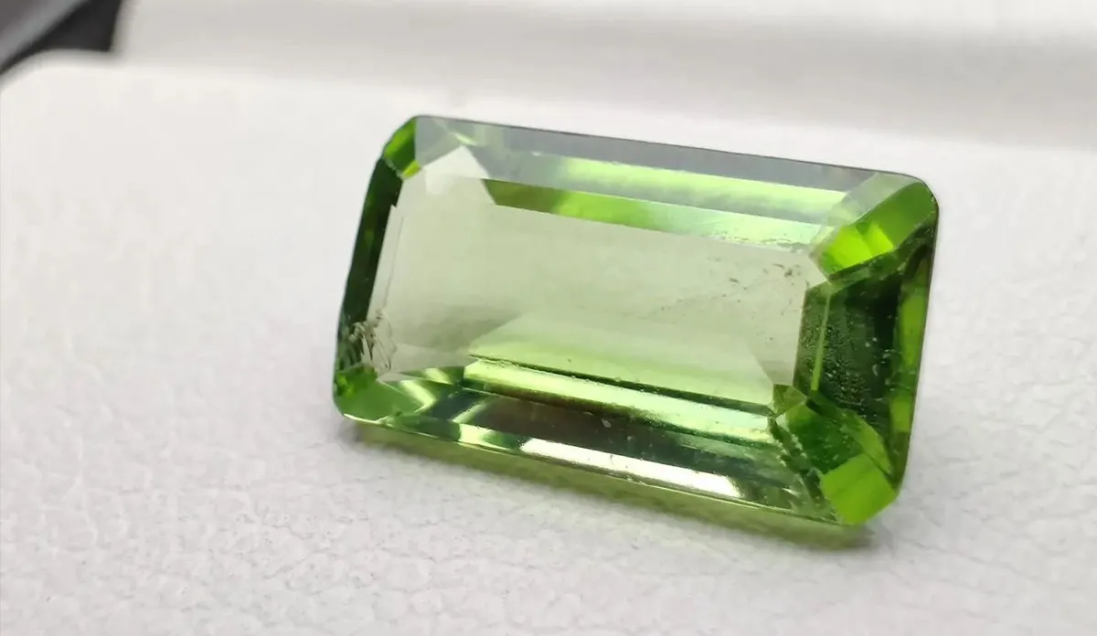 Emerald Gemstone substitute Peridot - India TV Hindi
