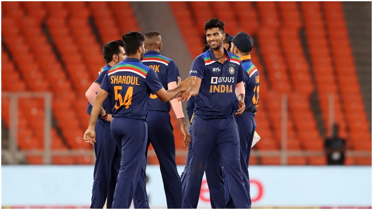 All-rounder Washington Sundar out of T20 series due to muscle strain- India TV Hindi