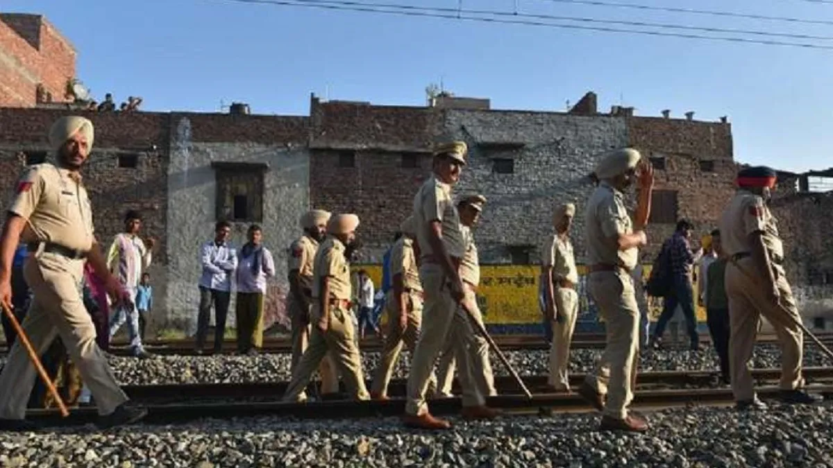 Punjab: 'Rail-Punjab Bandh' today- India TV Hindi