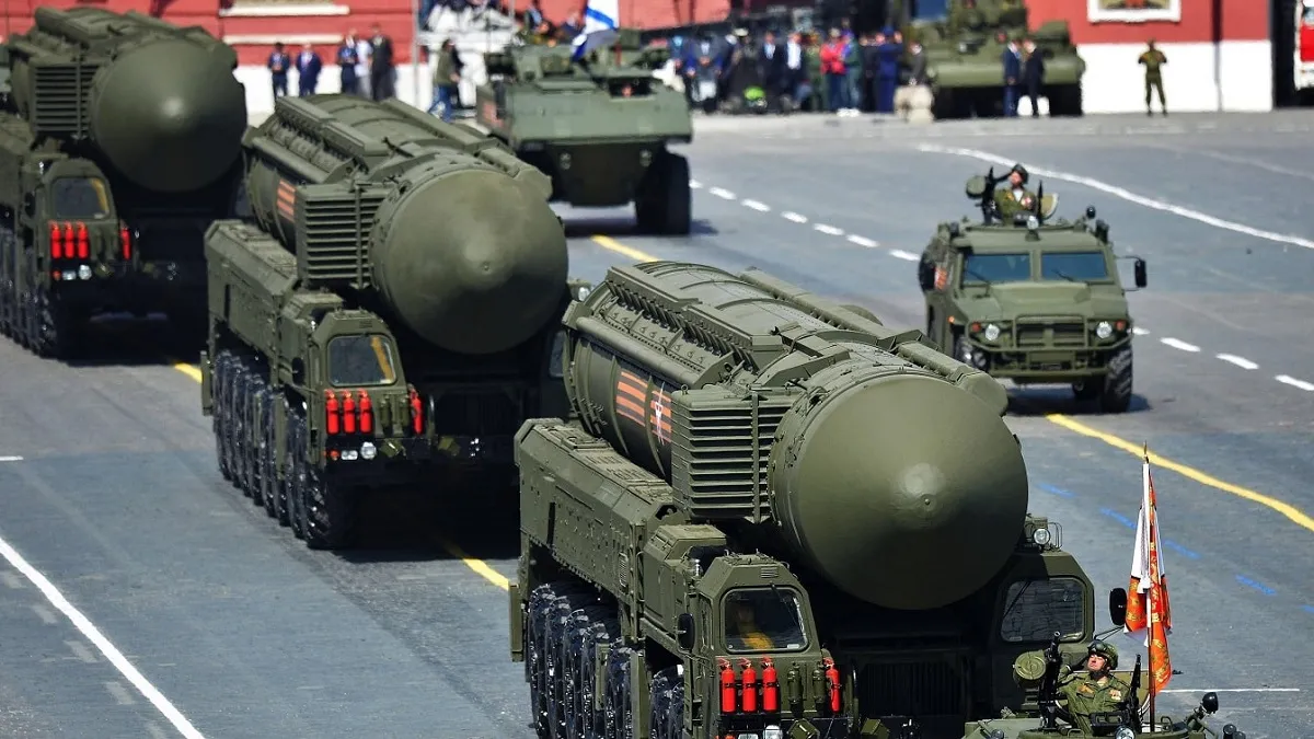 Russia's Mobile Nuclear Weapons- India TV Hindi