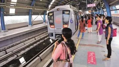 Metro will remain closed till 2:30 pm on Holi- India TV Hindi