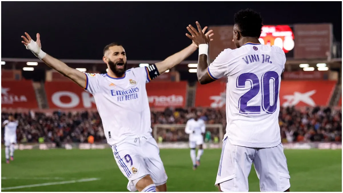 Karim Benzema and vinicius jr of Real madrid celebrate after scoring a goal against Mallorca in La l- India TV Hindi
