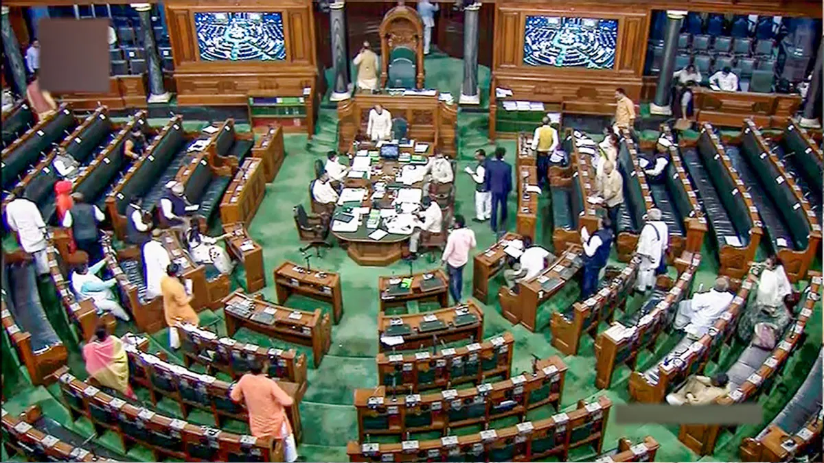 Compulsory Voting Bill opposed in Lok Sabha by opposition MPs- India TV Hindi