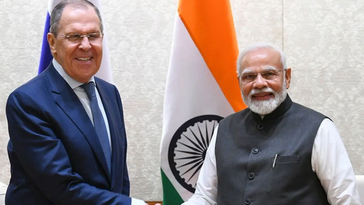 Russian Foreign Minister Sergey Lavrov was received by Prime Minister Narendra Modi- India TV Hindi