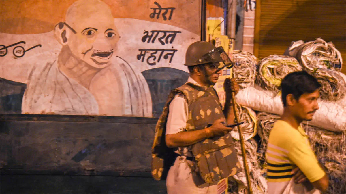 Hanuman Jayanti Violence, Hanuman Jayanti Stone Pelting, Jahangirpuri Violence- India TV Hindi