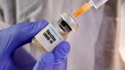 टीकाकरण करा चुके लोगों को किससे खतरा?- India TV Hindi
