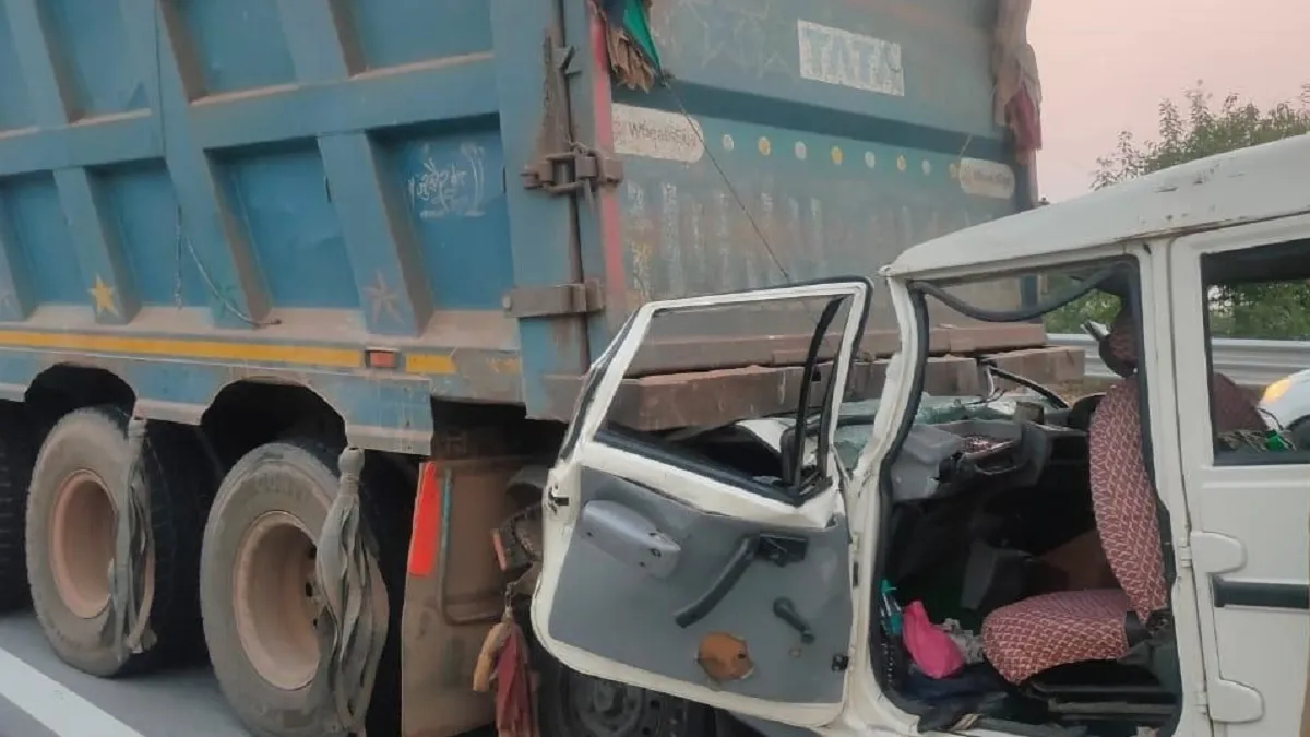 Yamuna Expressway Accident- India TV Hindi
