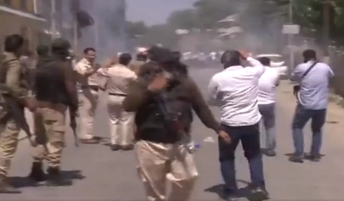 Kashmir Protest- India TV Hindi