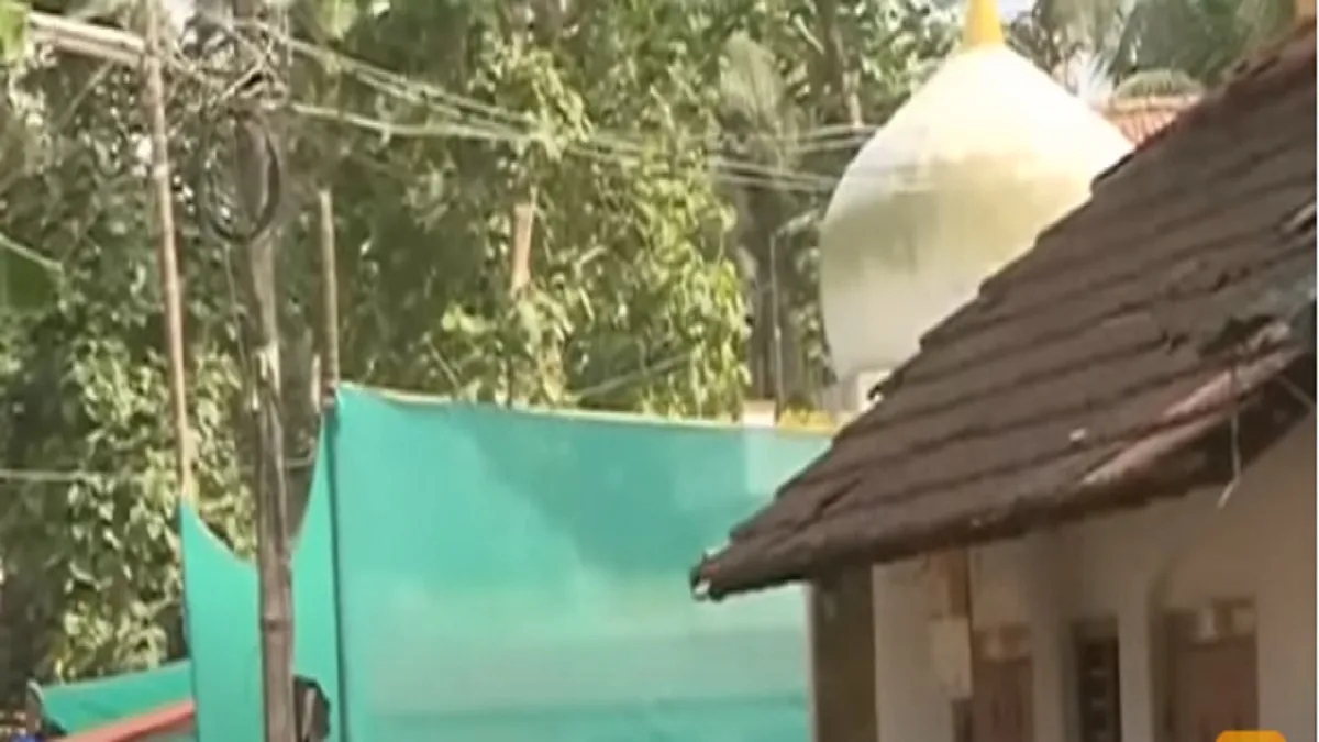 Mosque located in Gurupra Taluk of Mangalore- India TV Hindi