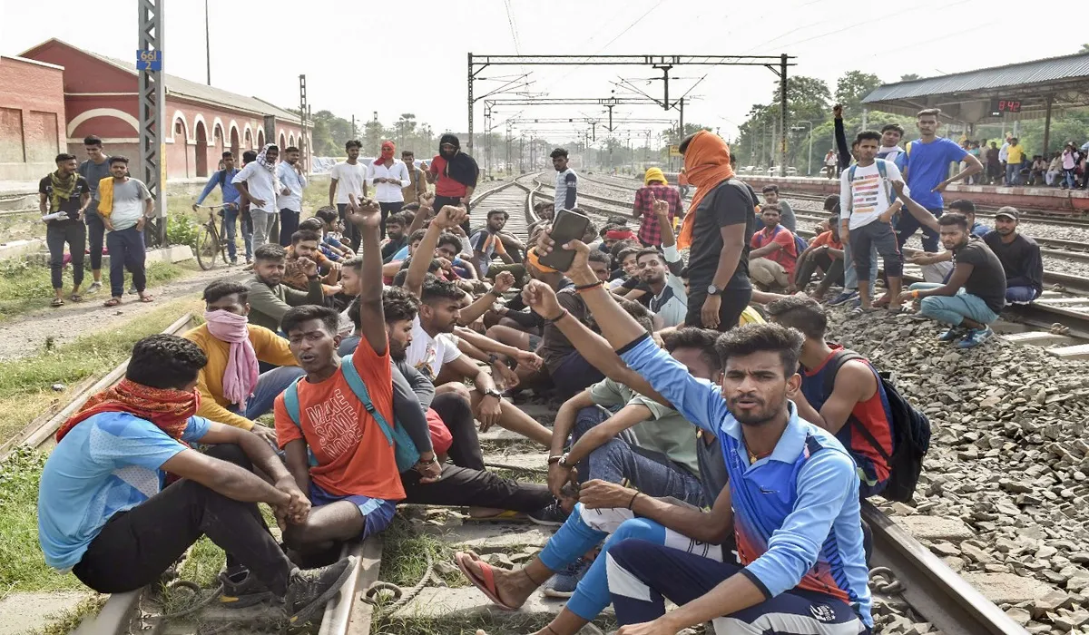 Agnipath Scheme Protest in Bihar- India TV Hindi