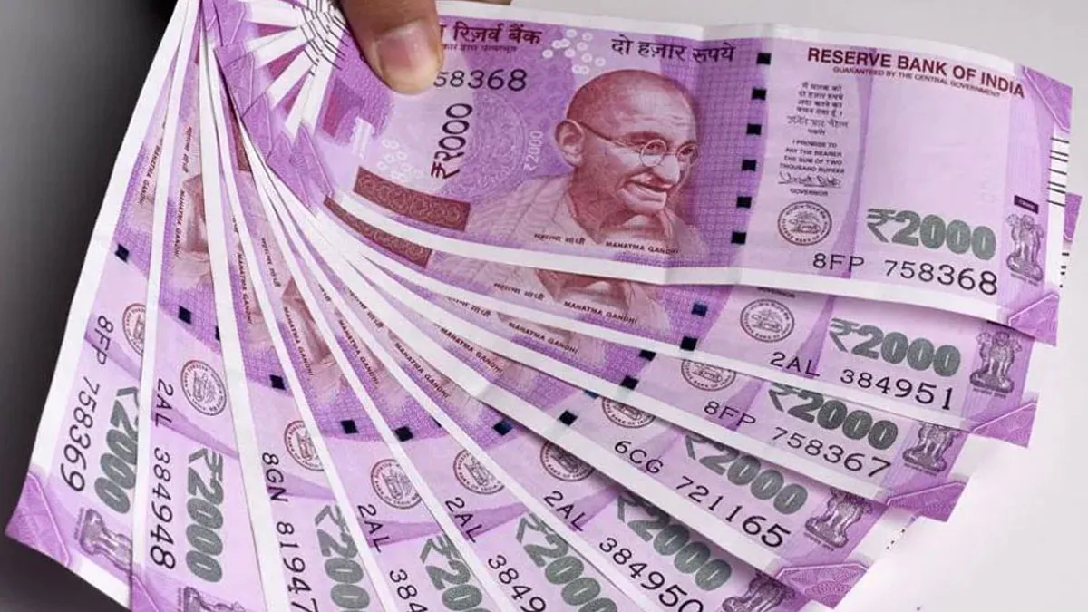 RBI denies reports suggesting replacing Mahatma Gandhi's image from banknotes  - India TV Hindi