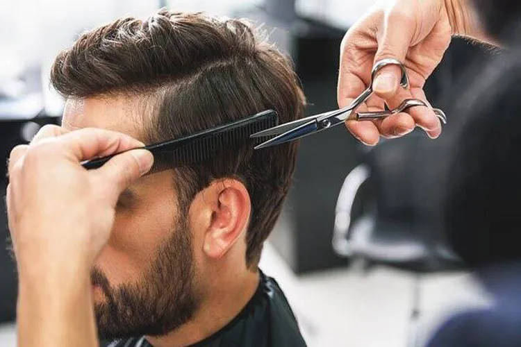 Hair Cutting- India TV Hindi