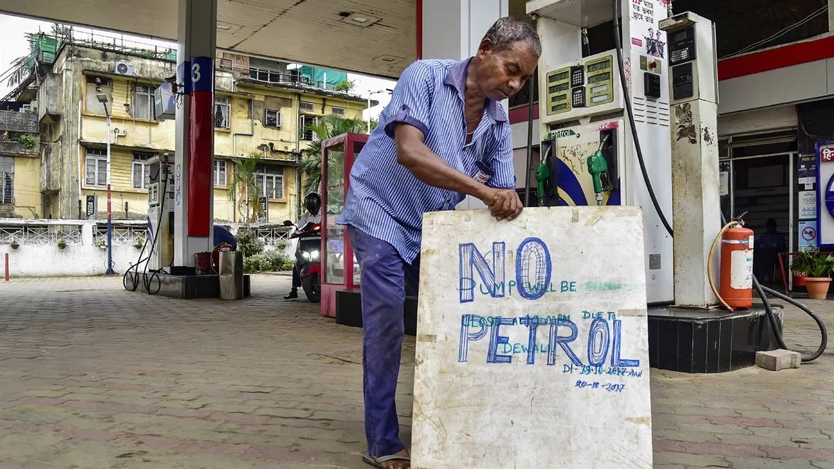 Petrol-Diesel Shortage- India TV Hindi