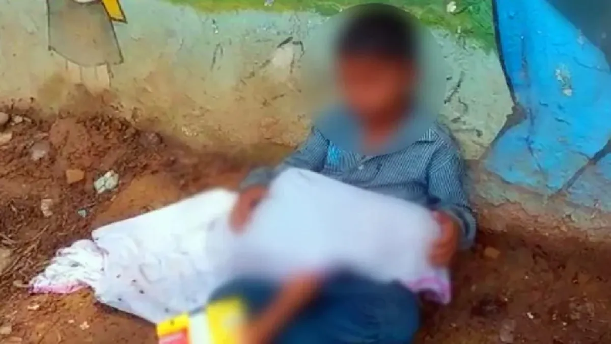 dead body of child in morena- India TV Hindi
