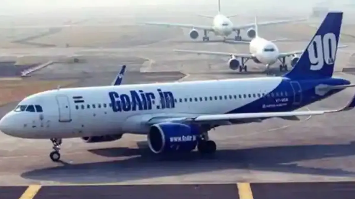 Go Air flight going from Delhi to Patna develops technical fault- India TV Hindi