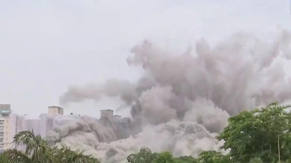  Supertech Twin Towers Demolition- India TV Hindi
