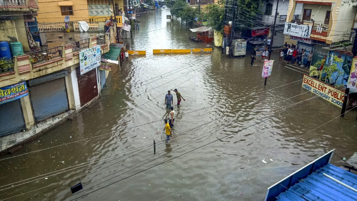 Heavy Rain in Indore- India TV Hindi