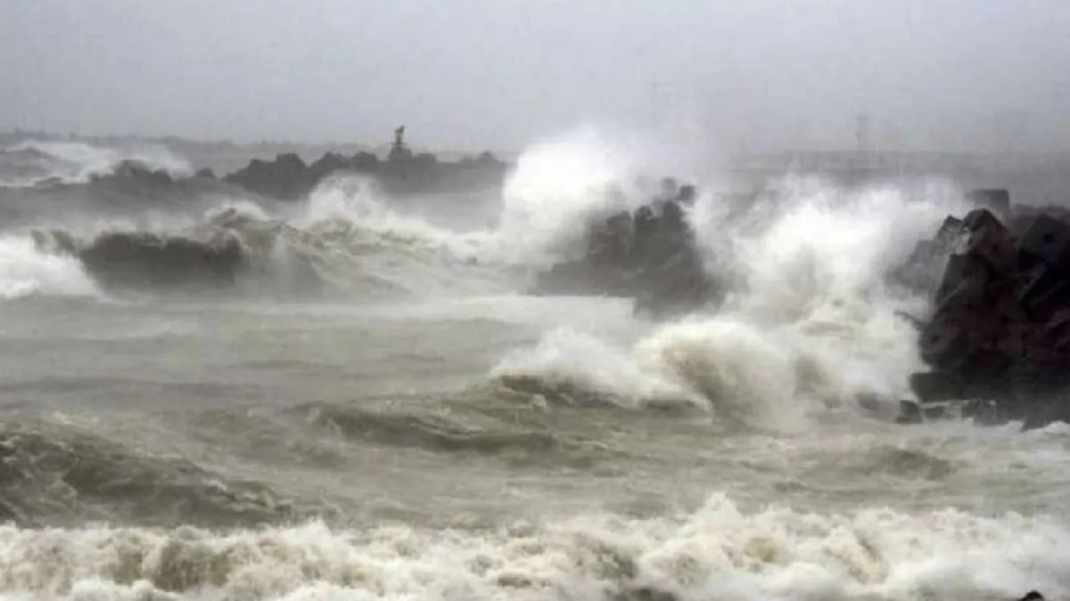  sea became dangerous- India TV Hindi