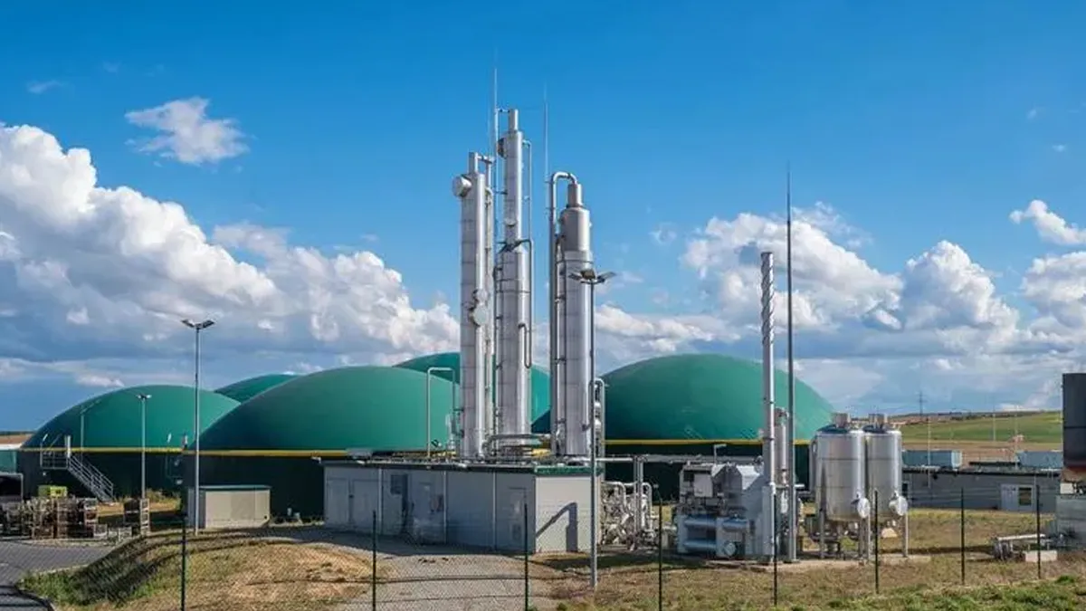 Asia's largest plant of compressed biogas - India TV Paisa