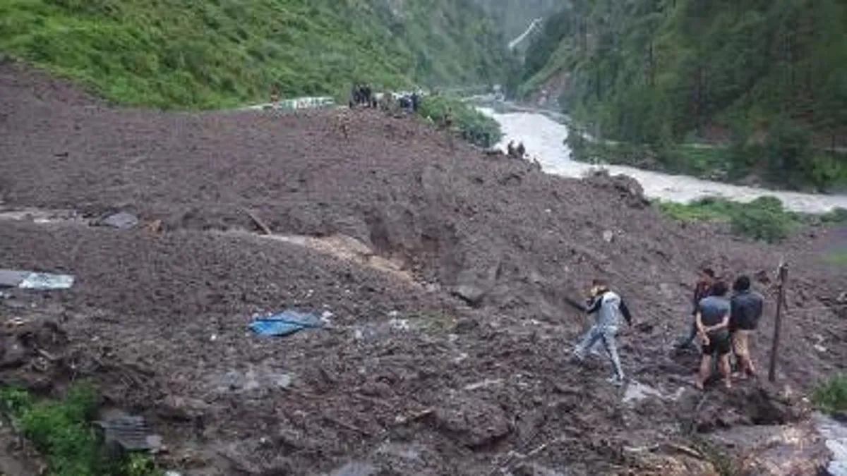 Landslide In Nepal- India TV Hindi