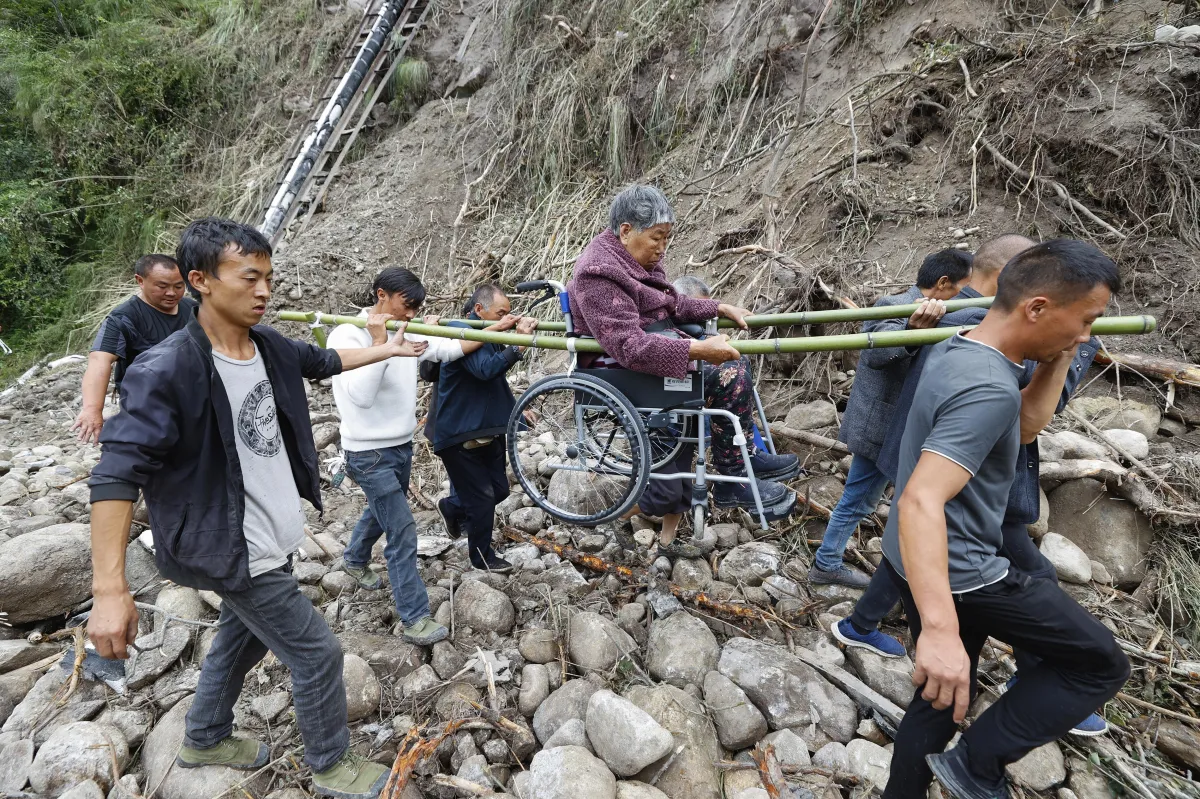 Earthquake in China- India TV Hindi