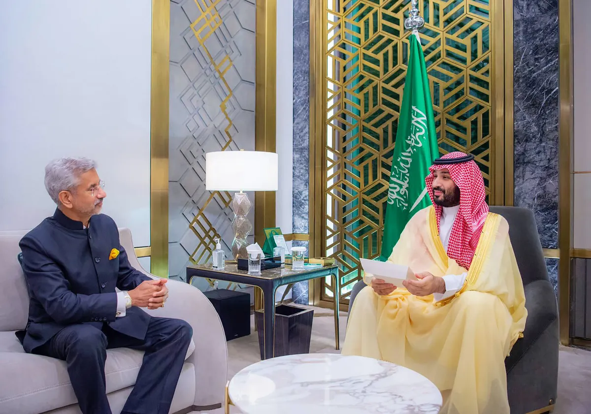 Foreign Minister S. Jaishankar and Saudi Arabia's Crown Prince Mohammed bin Salman- India TV Hindi
