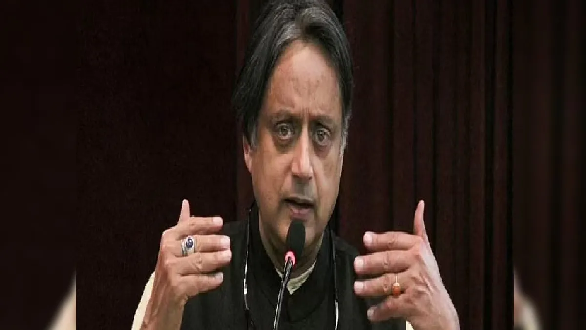 Congress Senior Leader Shashi Tharoor(File Photo)- India TV Hindi