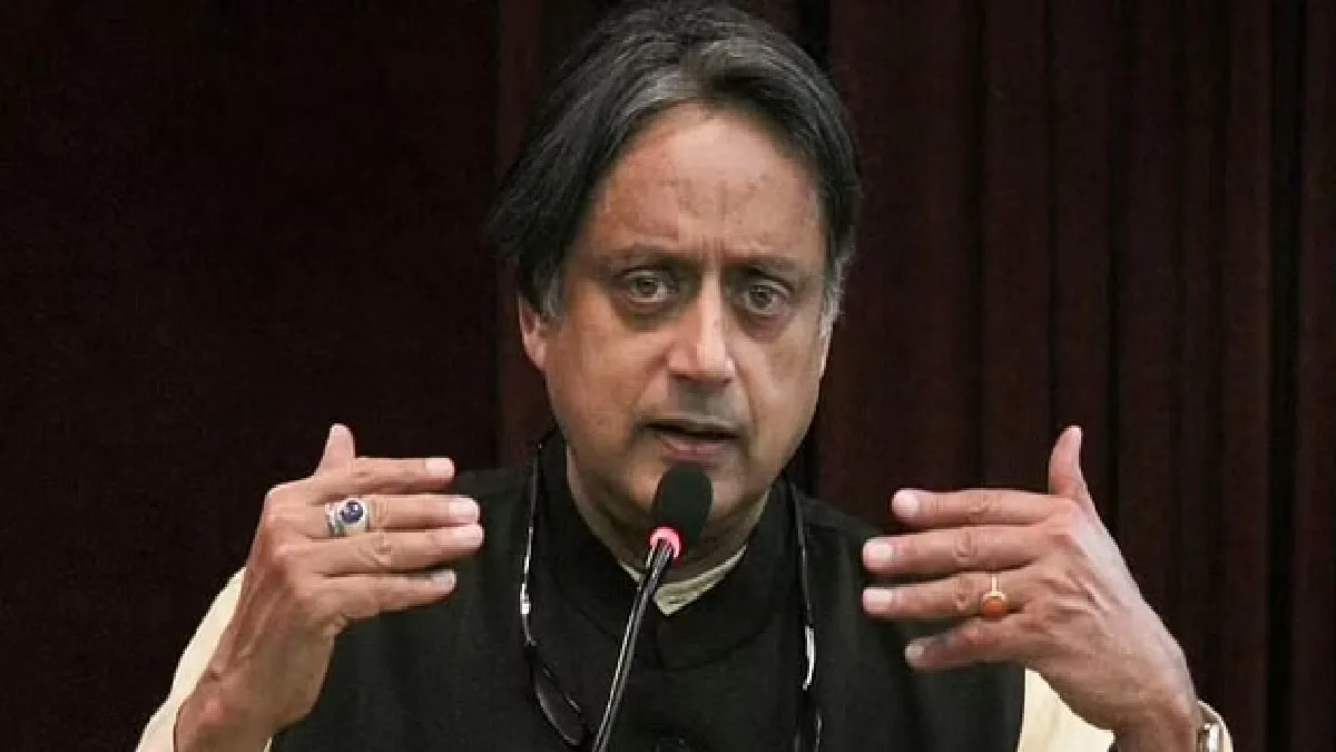 Senior congress Leader Shashi Tharoor (File Photo)- India TV Hindi