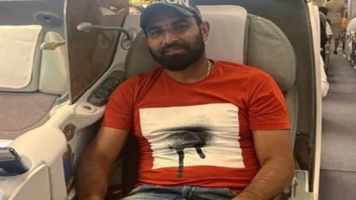 Mohammed Shami on flight to Australia- India TV Hindi