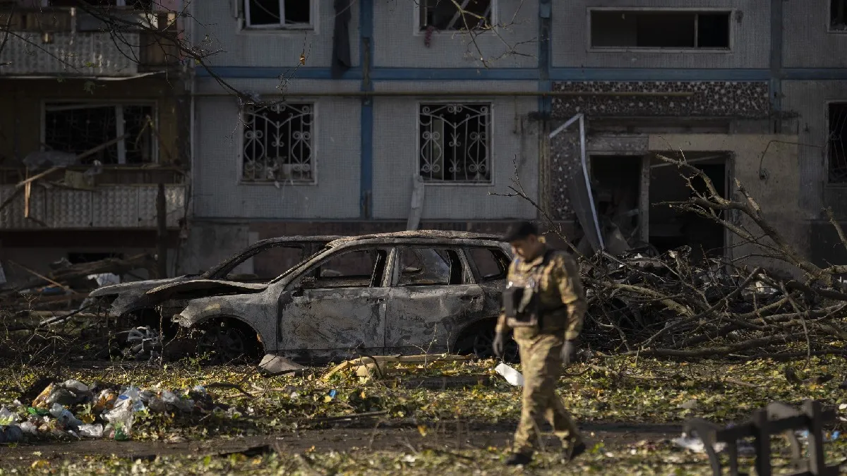 Russia attacked Ukraine's Zaporizhzhia city- India TV Hindi