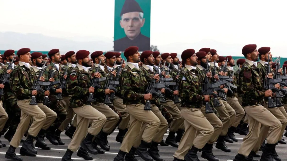 पाकिस्तानी सेना को इंडियन आर्मी ने बेनकाब कर दिया है- India TV Hindi