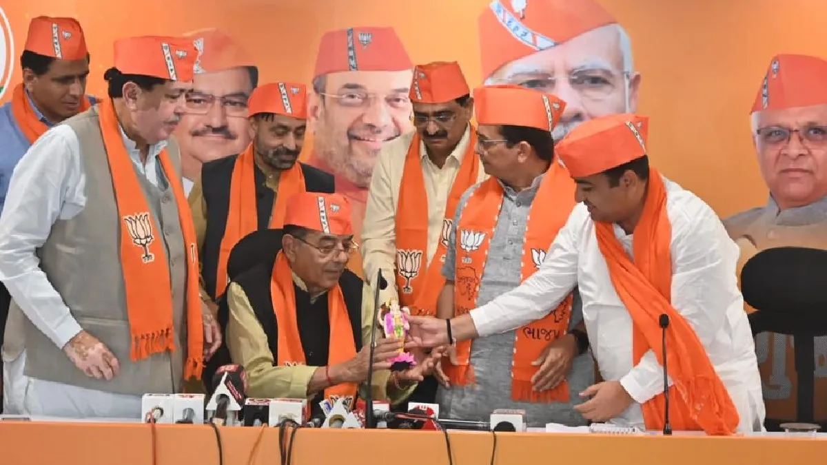 10 बार के विधायक मोहन राठवा ने छोड़ी कांग्रेस पार्टी- India TV Hindi