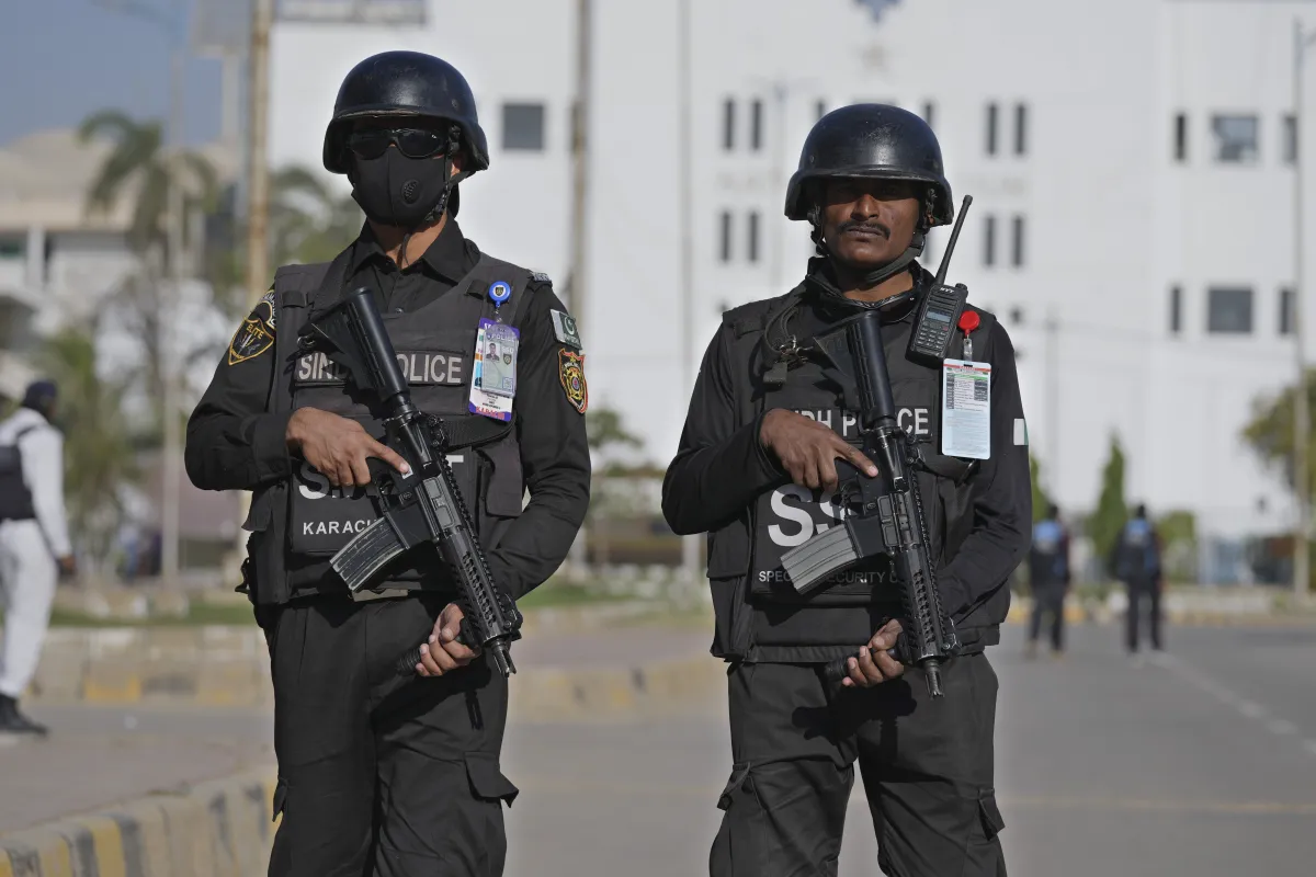 पाकिस्तानी सुरक्षा कर्मी (प्रतीकात्मक फोटो)- India TV Hindi